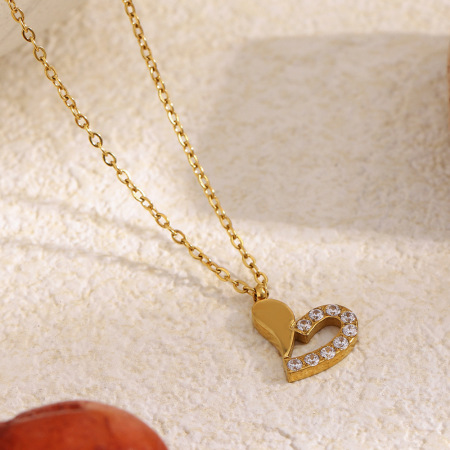 Colliers pendentifs élégants pour femmes, en acier inoxydable ajouré en forme de cœur, étanches, couleur or et zircon. 2