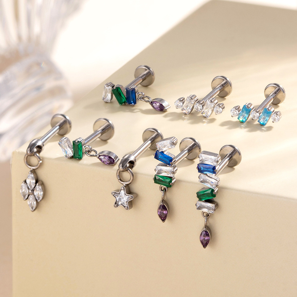 Boucles D'Oreilles Piercing Pour Femme, Forme Géométrique Simple En Étoile, Alliage De Titane, Couleur Or, Zircon. Image5