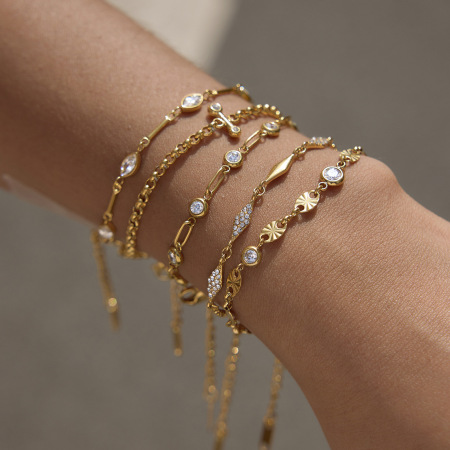 Bracelet chaîne femme simple en acier inoxydable, étanche, couleur or, avec zircon.
