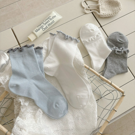 Chaussettes basses Slight Bounce Basic de couleur unie avec bordure en bois 2