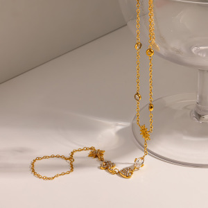 Chaîne De Poignet Élégante Et Luxueuse En Acier Inoxydable Doré, Motif Cœur Et Étoile, Ornée D'Un Serpent. h5 Image3