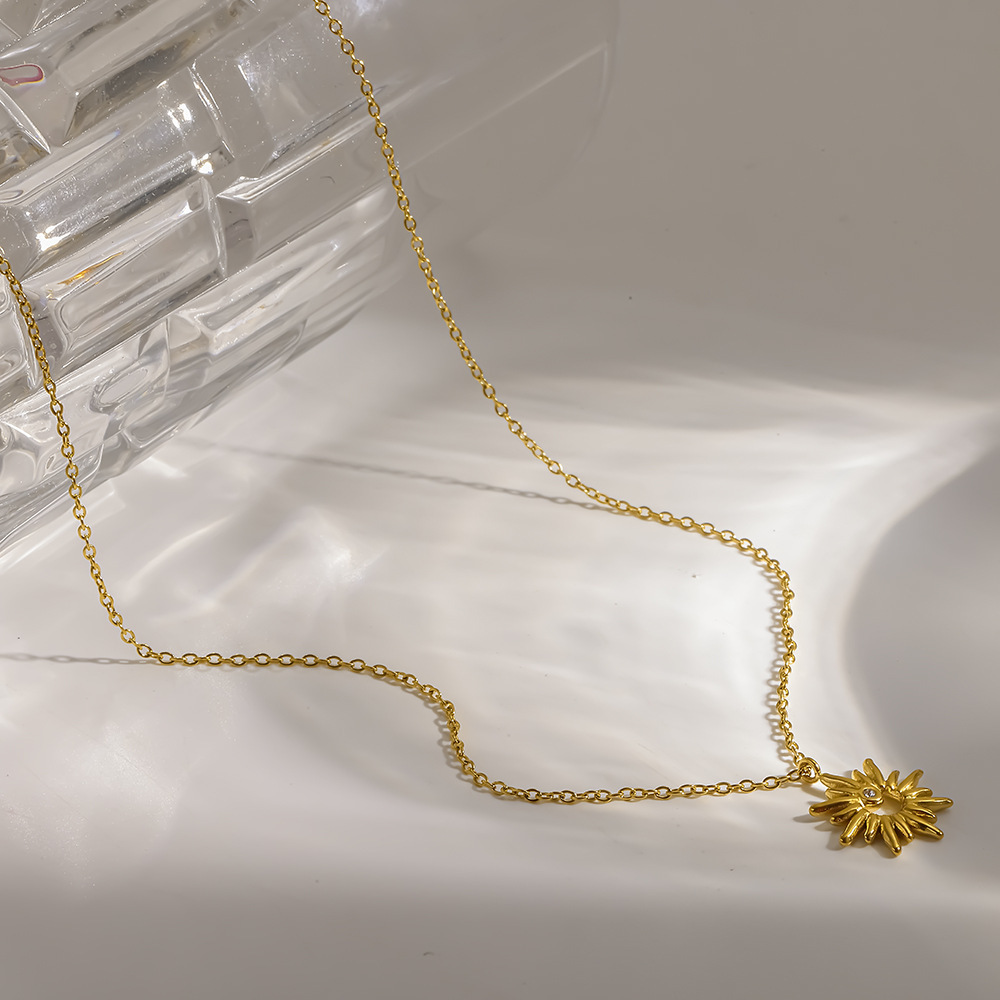 Colliers Pendentifs Pour Femmes En Acier Inoxydable, Couleur Or, Avec Strass Et Étoile Simple Image3
