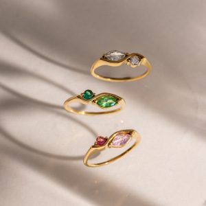 Bagues Pour Femmes En Acier Inoxydable Étanche Couleur Or Avec Zircon Et Motif Goutte Simple h5 Image2