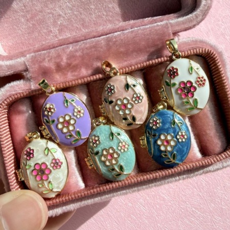 Colliers pendentifs pour femmes en alliage et émail, style rétro, avec fleur