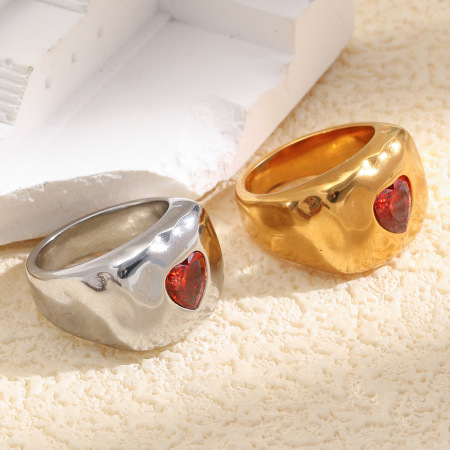 Bagues de luxe rétro en forme de cœur, en acier inoxydable étanche, couleur or, serties de zircon. 2