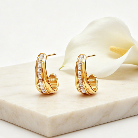 Boucles d'oreilles puces pour femmes, simples et élégantes, en acier inoxydable imperméable, couleur or, avec zircon, forme irrégulière. 2