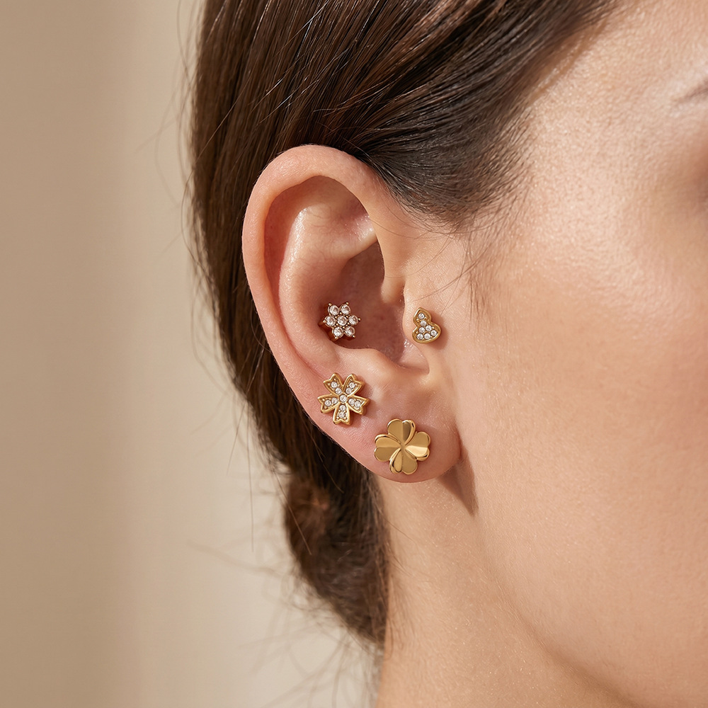Boucles D'Oreilles Puces Pour Femmes En Acier Inoxydable Doré, Imperméables, Ornées De Strass Et Représentant Des Fleurs Image3