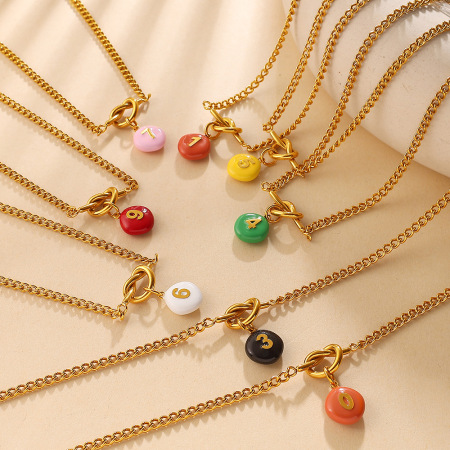 Colliers pendentifs pour femmes, en acier inoxydable étanche, couleur or, avec chiffres simples