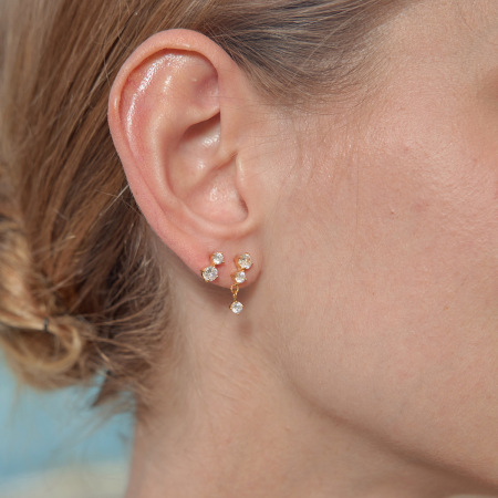 Boucles d'oreilles simples rondes en acier inoxydable étanche couleur or avec zircon pour femmes