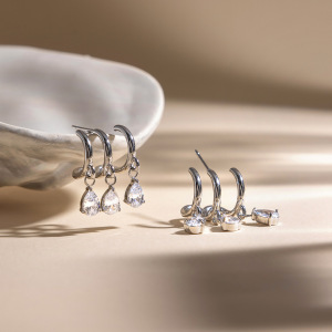Boucles D'Oreilles Pendantes Pour Femme, Luxueuses Et Élégantes, En Acier Inoxydable Étanche Couleur Or, Ornées De Zircon. h5 Image2