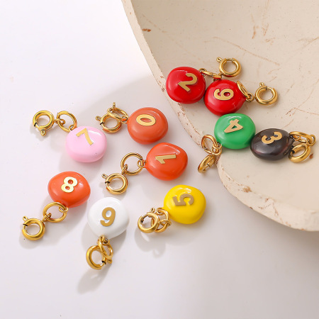 Pendentifs en acier inoxydable étanches couleur or, série Simple, numéro quotidien 2