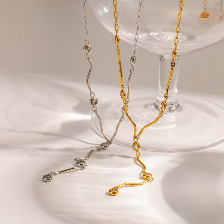 Colliers pendentifs pour femmes, luxueux, en acier inoxydable, couleur or, zircon, forme géométrique, chaînes, luxueuses, étanches.