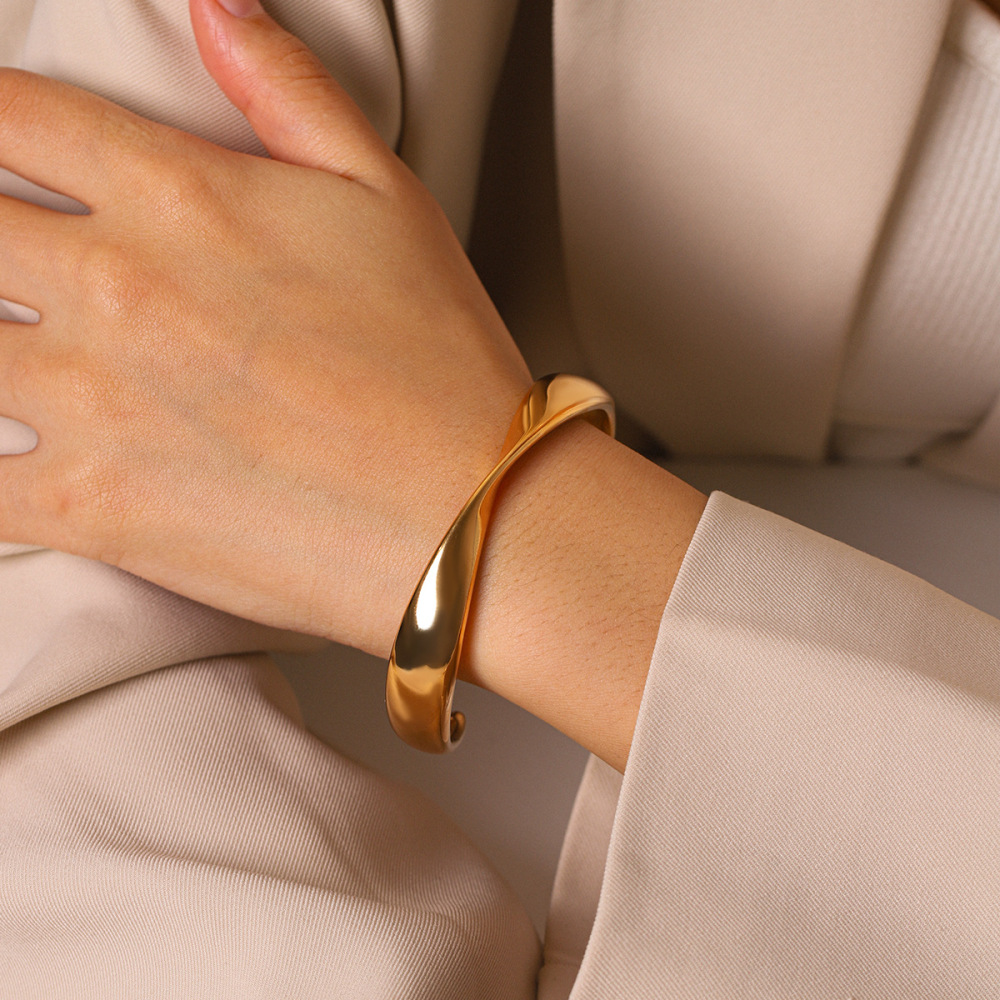 Bracelets Manchettes Pour Femmes En Acier Inoxydable Doré, Lignes Unies Et Étanches, À Porter Au Quotidien. h5Image4