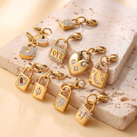 Pendentifs pour femmes Simple Series Daily Lock en acier inoxydable étanche couleur or avec strass