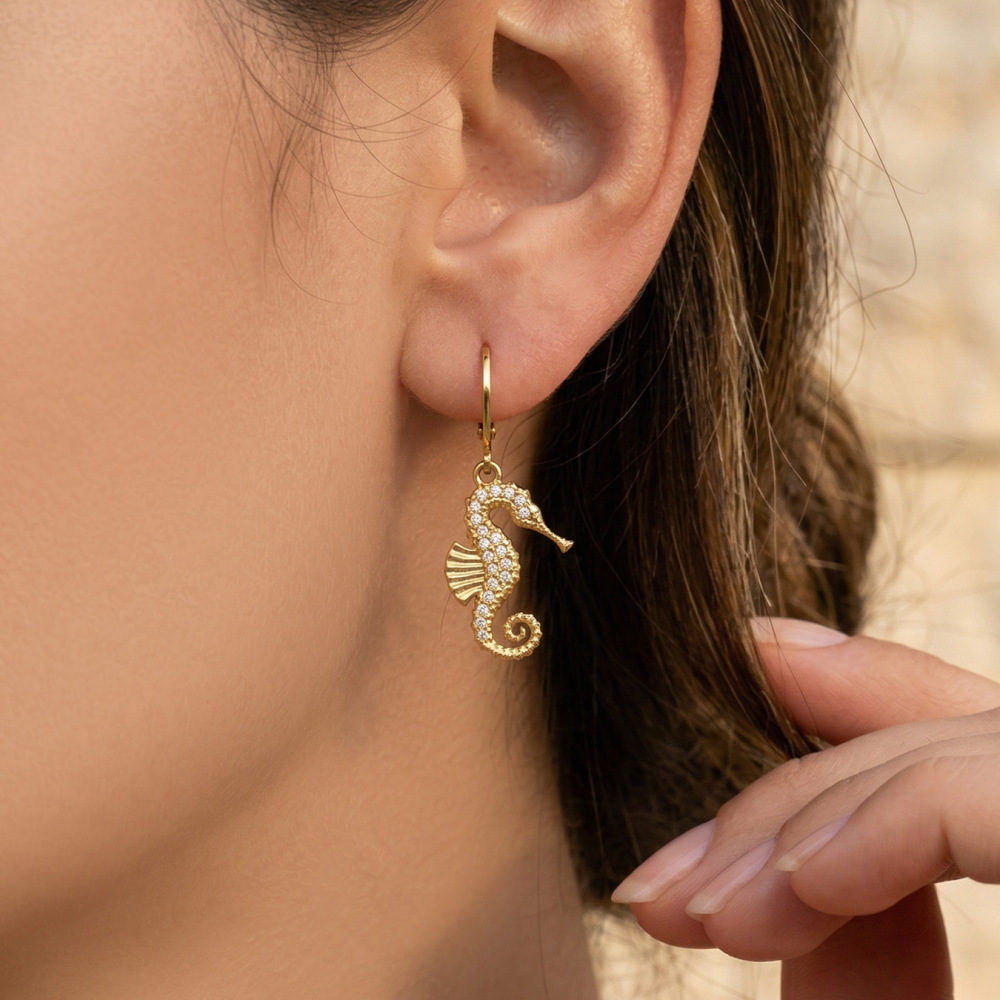 Boucles D'Oreilles Pendantes Pour Femme, Style Hippocampe, En Acier Inoxydable Étanche, Couleur Or Et Zircon. Image3