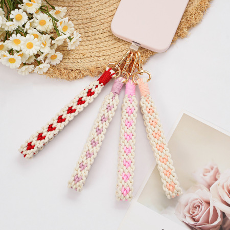 Chaîne de téléphone romantique en coton tissé avec un simple cœur