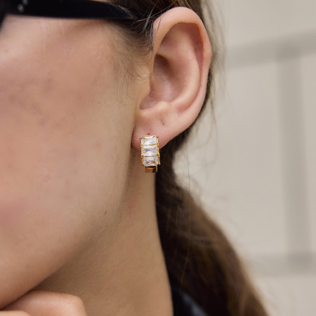 Boucles d'oreilles créoles pour femmes, luxueuses et simples, rectangulaires, en acier inoxydable étanche, couleur or, ornées de zircon. 2