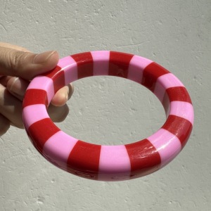 Bracelets Pour Femmes En Résine Multicolore À Rayures Simples De La Série Romantique h5 