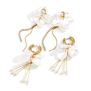Boucles D'Oreilles Pendantes Pour Femme, Élégantes, À Pompon Fleuri, En Acier Inoxydable Étanche, Couleur Or, Collection Romantique h5 Image5