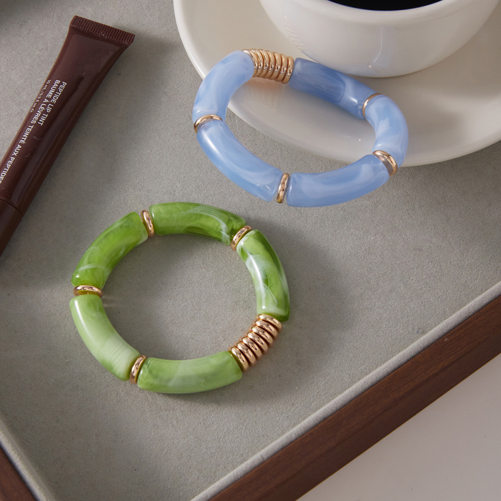 Bracelets Pour Femmes Simple Series Casual Patchwork À Dégradé De Couleurs En Acier Inoxydable Imperméable Couleur Or Image4