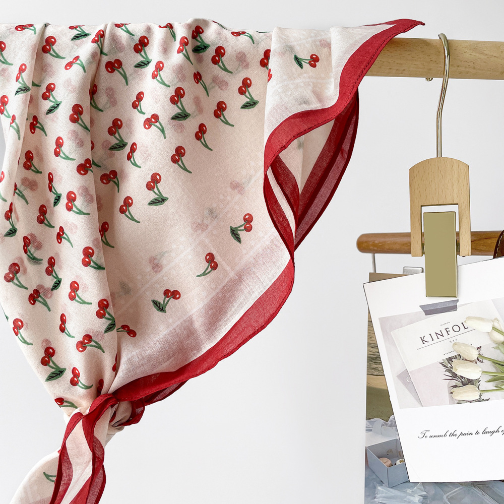 Écharpes D'Été Pour Femmes En Coton Sweet Cherry De La Collection Romantic h5Image3