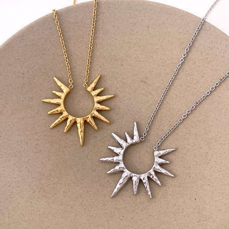 Colliers pendentifs pour femmes Simple Sun en acier inoxydable étanches