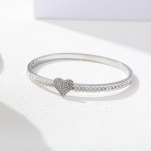 Bracelet Jonc Pour Femme Simple Series Daily Heart En Acier Inoxydable Étanche Couleur Or h5 Image3