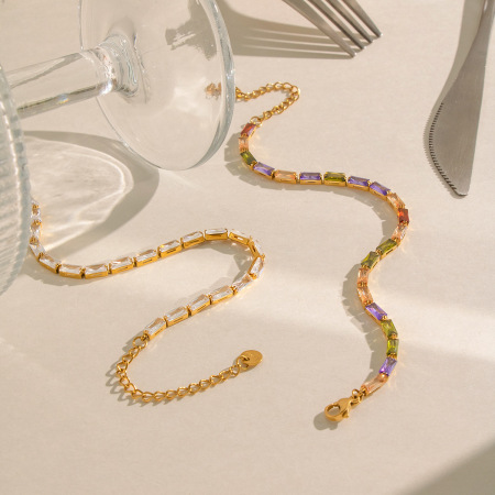 Bracelets à maillons pour femmes en acier inoxydable étanche, couleur or, avec zircon.