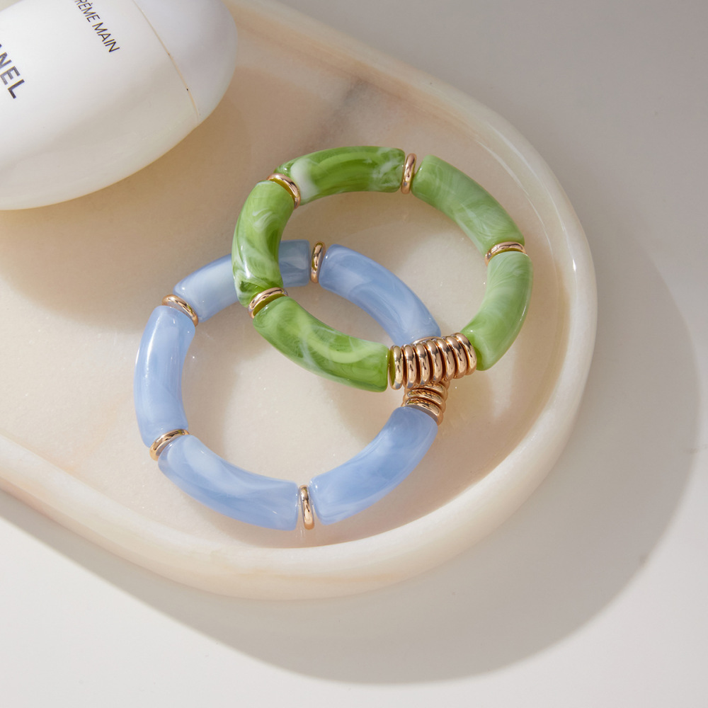 Bracelets Pour Femmes Simple Series Casual Patchwork À Dégradé De Couleurs En Acier Inoxydable Imperméable Couleur Or Image3