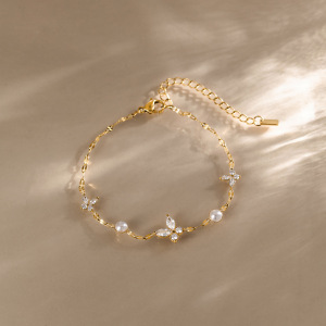 Bracelet Chaîne Femme En Acier Inoxydable Doré Avec Zircon Et Motif Papillon Doux, Collection Romantique h5 Image3
