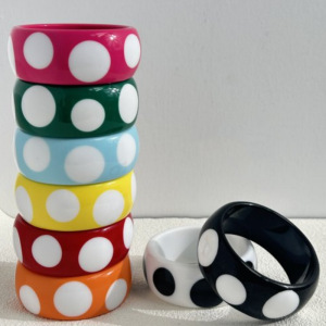 Bracelets En Résine À Pois Classiques De La Collection Simple Series Pour Femmes h5 Image2