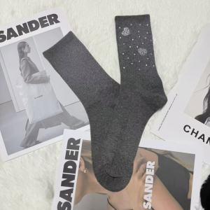 Chaussettes Mi-Mollet Unies Basiques À Strass En Forme De Cœur h5 Image2