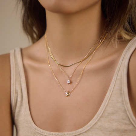 Colliers superposés pour femmes, collection Simple Series Daily Star Moon, en acier inoxydable, couleur or, avec zircon et monture étanche. 2