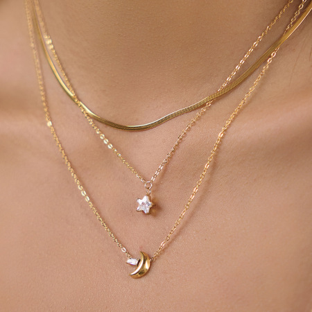 Colliers superposés pour femmes, collection Simple Series Daily Star Moon, en acier inoxydable, couleur or, avec zircon et monture étanche.