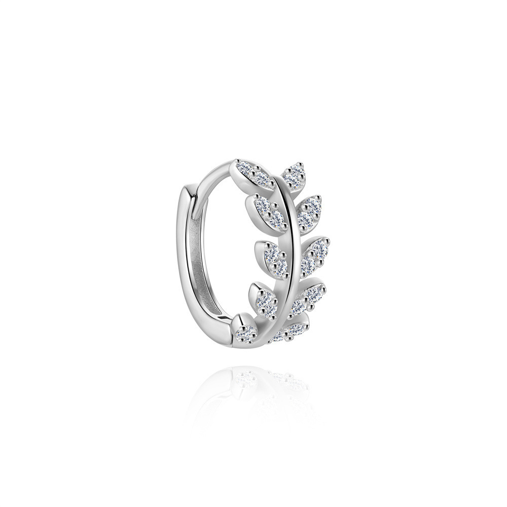 Boucles D'Oreilles Pour Femme En Argent Sterling 925 Plaqué Platine, Forme Simple Et Élégante Étoile, Serties De Moissanite. Image8