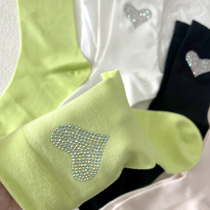 Chaussettes Mi-Mollet Unies Basiques À Strass En Forme De Cœur h5 Image3