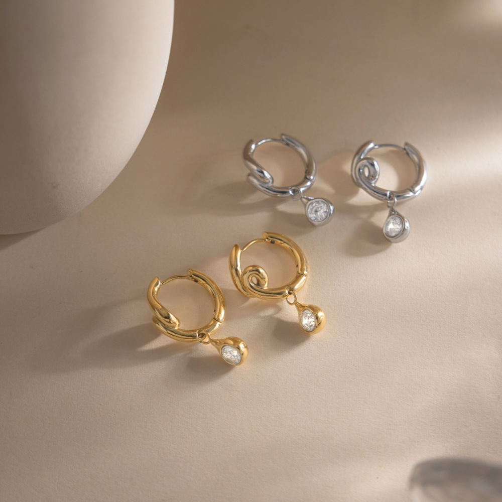 Boucles D'Oreilles Pendantes Pour Femmes, En Acier Inoxydable Étanche, Couleur Or, Serties De Zircon. Modèle Simple Et Torsadé. Image3