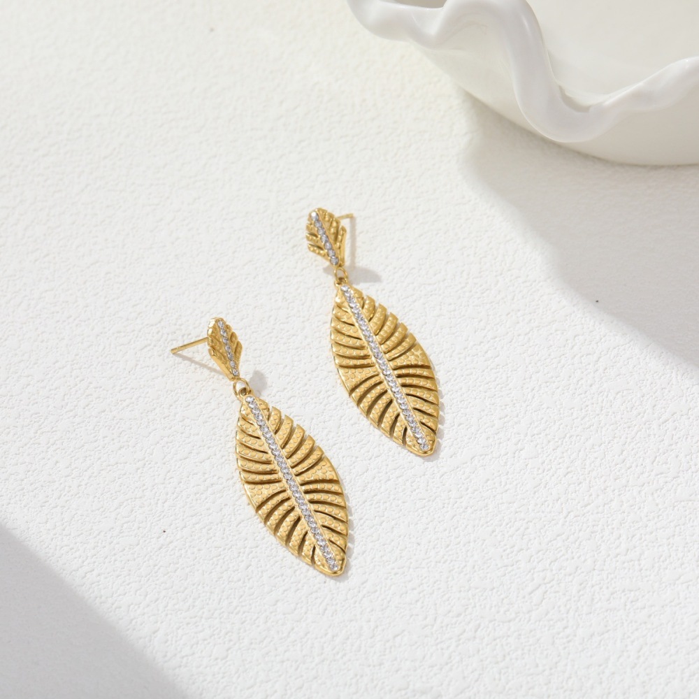 Boucles D'Oreilles Pendantes Simple Series Daily Plant Leaf En Acier Inoxydable Doré Et Étanches Image2