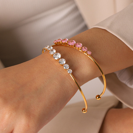 Bracelets pour femmes Simple Series Daily Lines en acier inoxydable, étanches, couleur or et zircon