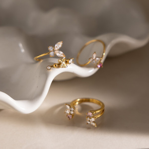 Bagues Pour Femmes En Acier Inoxydable Doré, Ornées De Zircon Et Serties De Pierres Précieuses, Collection Romantique Sweet Butterfly h5 Image4