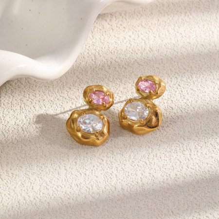 Boucles d'oreilles puces pour femmes, style rétro, en acier inoxydable, imperméables, couleur or, avec motif martelé et zircon. Collection Classique. 2