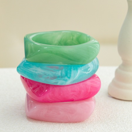 Bracelets pour femmes en résine transparente à dégradé de couleurs