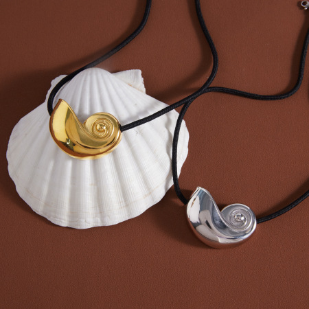 Colliers pendentifs pour femmes, style océanique, en acier inoxydable étanche, couleur or 2