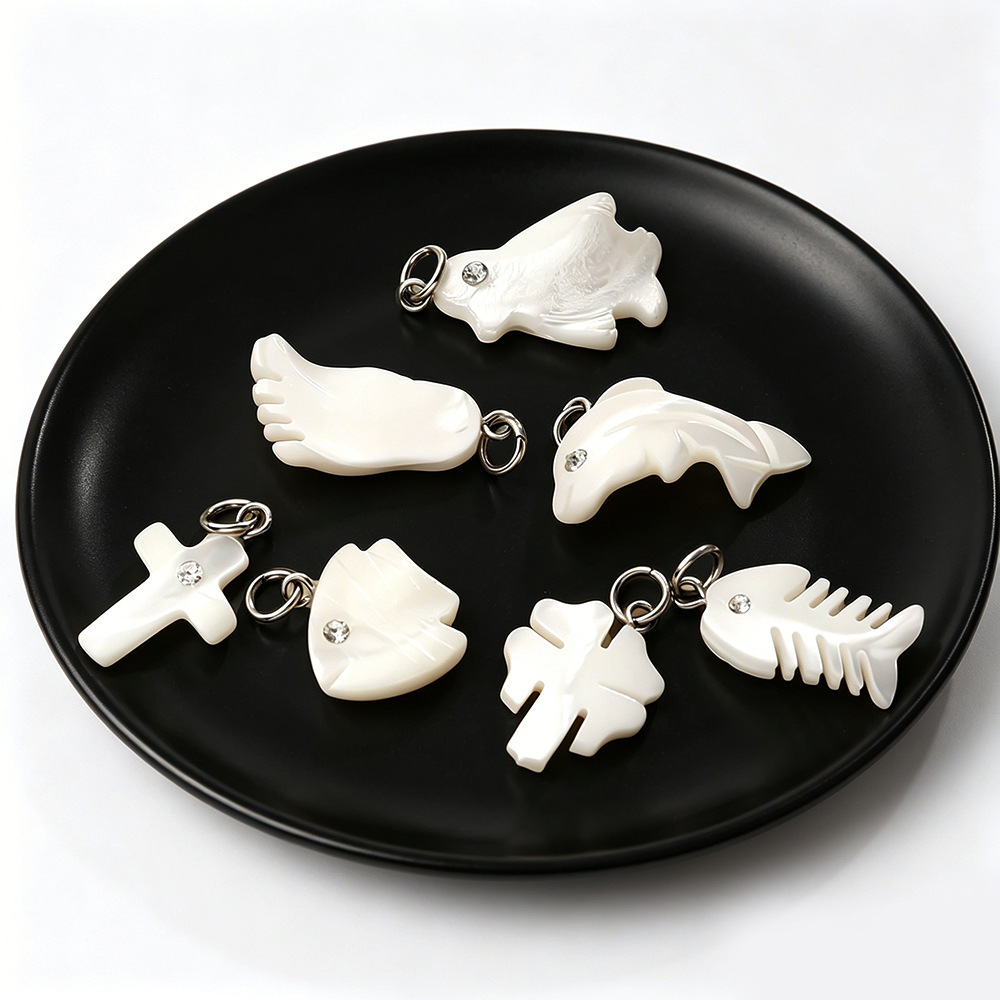 Pendentifs En Coquillage De Trèfle À Faire Soi-Même Image2