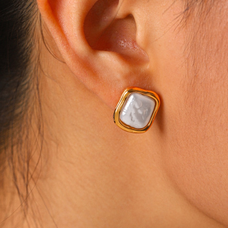 Boucles d'oreilles puces pour femmes, style rectangulaire, en acier inoxydable, couleur or, imperméables, avec perles, collection Simple Series Daily