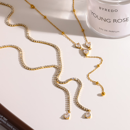 Colliers pendentifs pour femmes, luxueux et élégants, en forme de goutte, en acier inoxydable étanche couleur or et zircon.