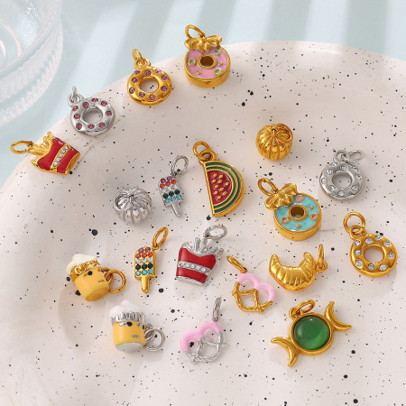 Pendentifs simples à faire soi-même, en forme irrégulière, inspirés des fruits et des aliments, en acier inoxydable étanche, couleur or et strass.