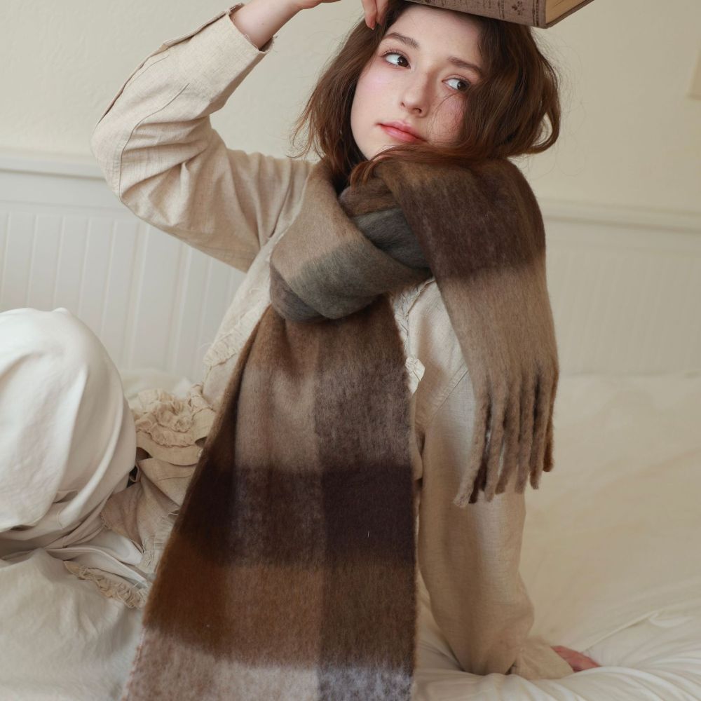 Écharpes D'Hiver En Laine Et Polyester Mélangés, À Carreaux Doux Et Pompons, De La Série Simple Image3