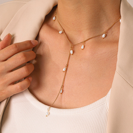 Colliers pendentifs pour femmes, collection Simple Series Daily Tassel, en acier inoxydable étanche, couleur or et perle.