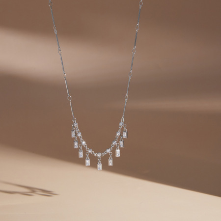 Colliers pendentifs pour femmes en acier inoxydable, imperméables et ornés de zircon, avec pompon